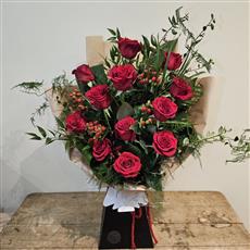 Signature Dozen - The Cities Of Love - Paris