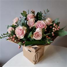 Signature Dozen- Vienna - Choose Your Colour